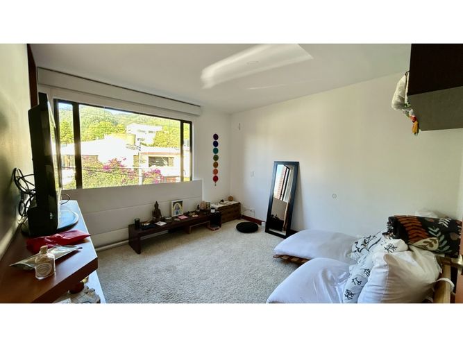 Casa de 3 alcobas en venta en Santa Ana Oriental, Bogotá, 217 m² · foto 23 de 24