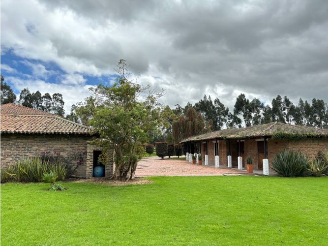 Finca en venta en Pinos Polo Club, Mosquera, 540 m² · foto 11 de 23