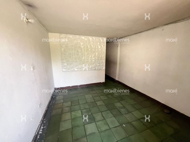 Casa de 3 alcobas en venta en El Diamante, Medellín, 72 m² · foto 3 de 12