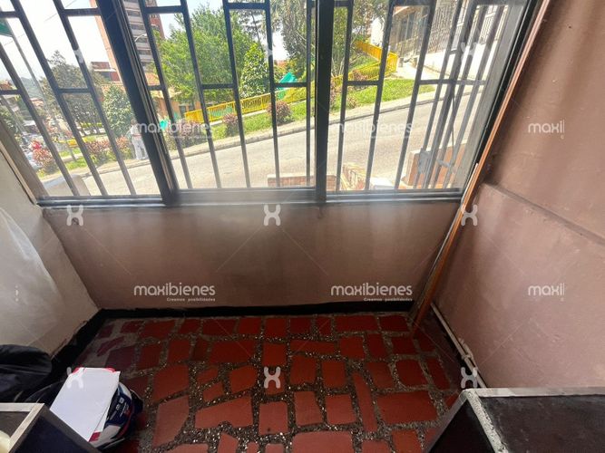 Casa de 3 alcobas en venta en El Diamante, Medellín, 72 m² · foto 7 de 12