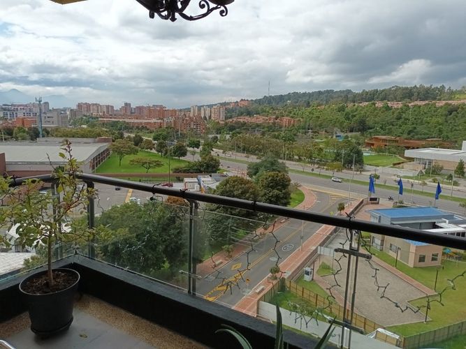 Apartamento de 3 alcobas en venta en San Jose De Bavaria, Bogotá, 148 m² · foto 4 de 17