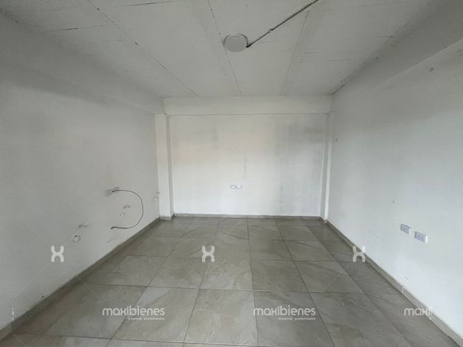 Local en arriendo en Cabecera Urbana San Cristobal, Medellín, 13 m² · foto 2 de 6