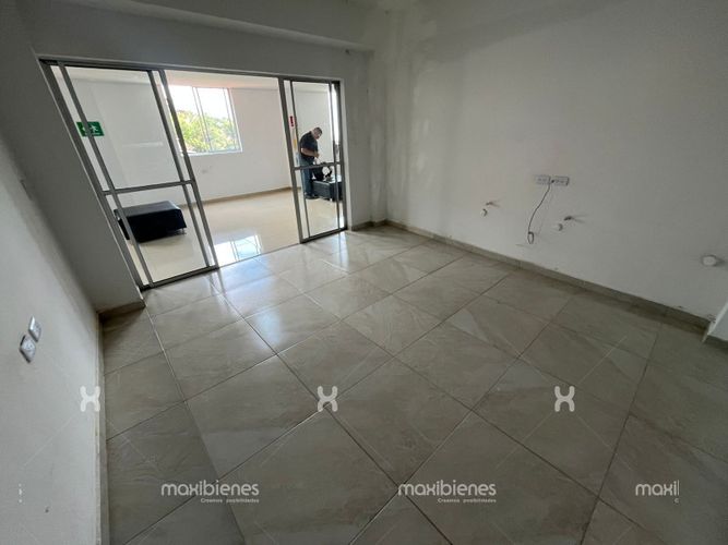 Local en arriendo en Cabecera Urbana San Cristobal, Medellín, 13 m² · foto 4 de 6