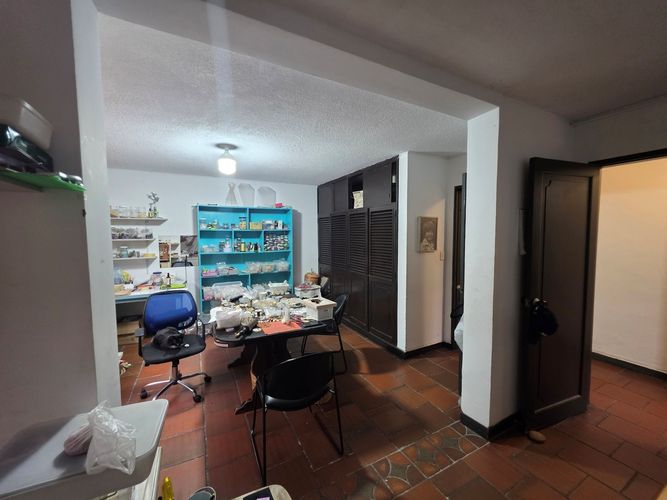 Casa de 6 alcobas en venta en Cabecera Del Llano, Bucaramanga, 439 m² · foto 14 de 24