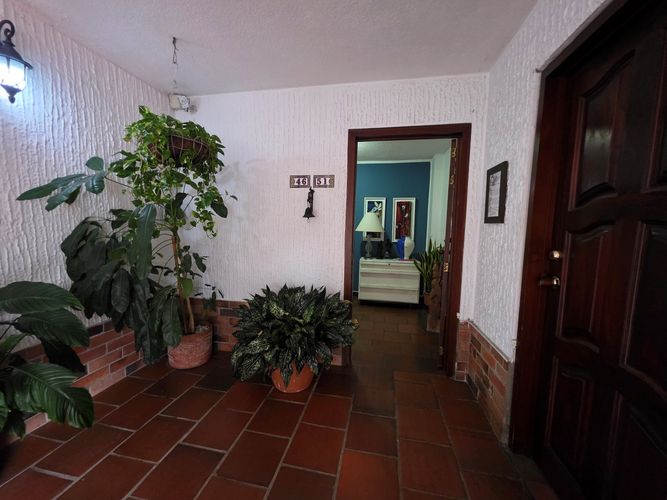 Casa de 6 alcobas en venta en Cabecera Del Llano, Bucaramanga, 439 m² · foto 16 de 24