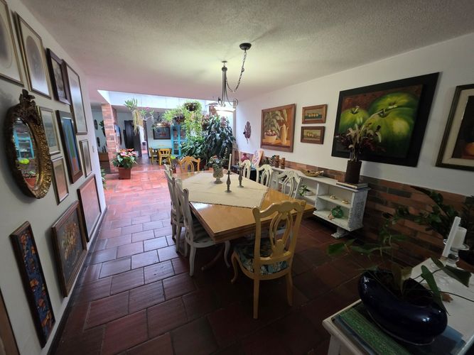 Casa de 6 alcobas en venta en Cabecera Del Llano, Bucaramanga, 439 m² · foto 24 de 24