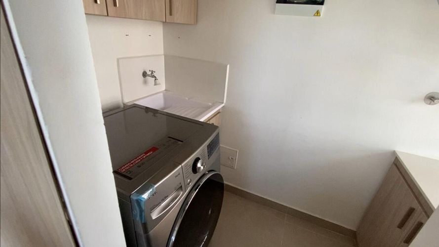 Apartamento de 3 alcobas en venta en Los Colegios, Rionegro, 95 m² · foto 15 de 15