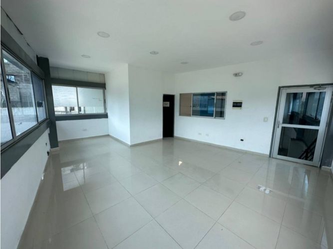 Bodega en arriendo en Caqueta, La Estrella, 350 m² · foto 6 de 8