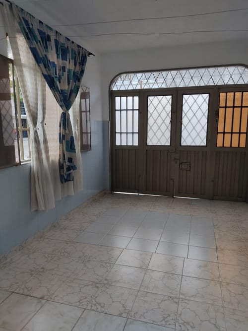 Casa de 7 alcobas en venta en Girardot, Girardot, 187 m² · foto 3 de 8