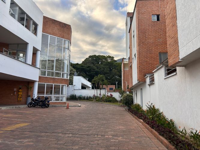 Casa de 4 alcobas en venta en Toche, Ibagué, 156 m² · foto 7 de 24