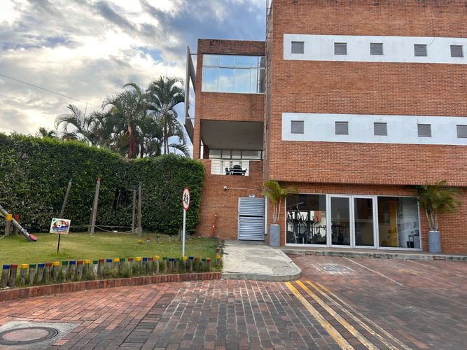 Casa de 4 alcobas en venta en Toche, Ibagué, 156 m² · foto 20 de 24