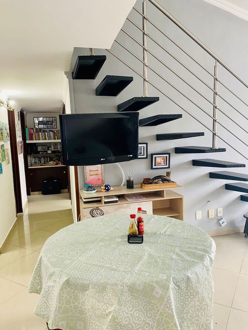 Apartamento de 4 alcobas en venta en Conjunto Cerros De Cañaveral, Floridablanca, 112 m² · foto 2 de 11