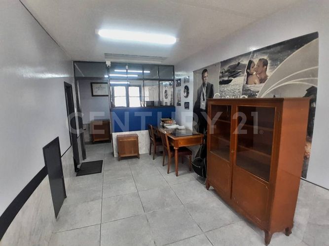 Casa de 3 alcobas en venta en Jorge Gaitan Cortes, Bogotá, 156 m² · foto 2 de 19