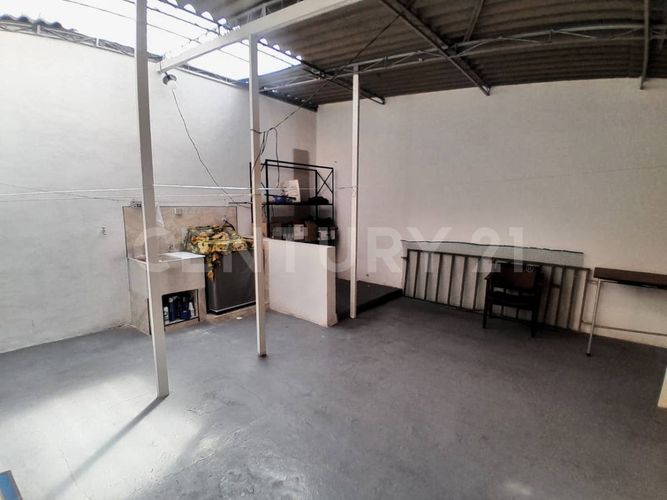 Casa de 3 alcobas en venta en Jorge Gaitan Cortes, Bogotá, 156 m² · foto 18 de 19