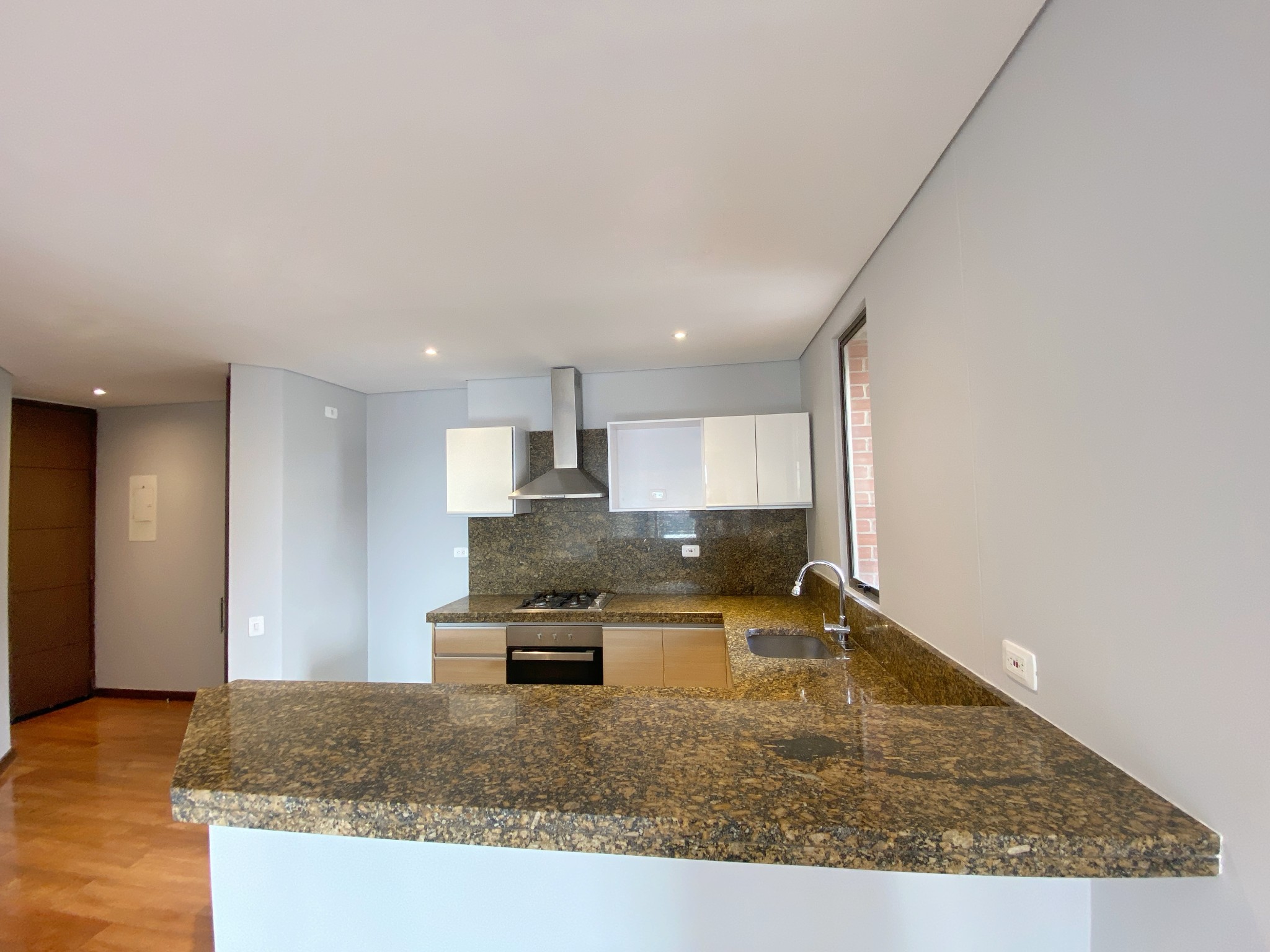 Apartamento en venta en Centro Internacional, Bogotá · foto 8 de 23