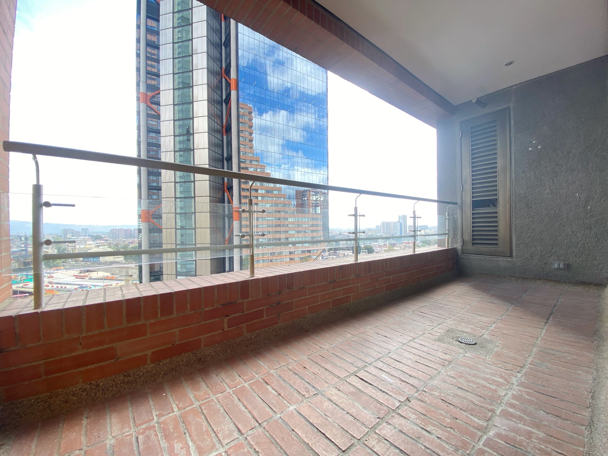 Apartamento en venta en Centro Internacional, Bogotá · foto 3 de 23