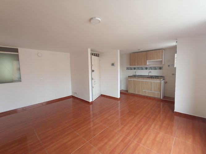 Apartamento de 3 alcobas en venta en Hogares Soacha, Soacha, 58 m² · foto 2 de 16