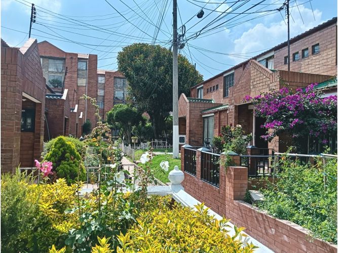 Casa de 2 alcobas en venta en Quintanares Et. Vi, Soacha, 46 m² · foto 2 de 22