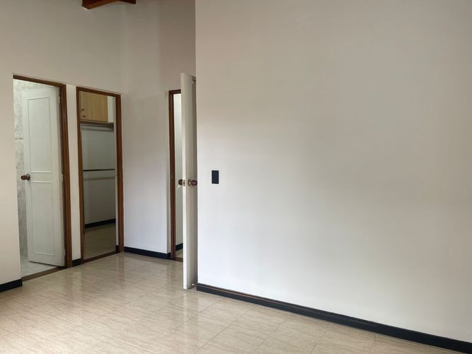 Casa de 3 alcobas en venta en Aldea Verde, Sabaneta, 119 m² · foto 7 de 19
