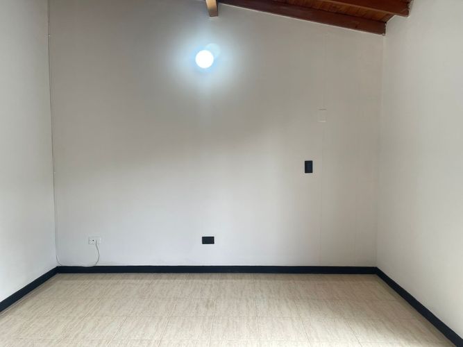 Casa de 3 alcobas en venta en Aldea Verde, Sabaneta, 119 m² · foto 8 de 19