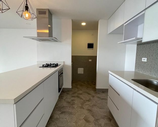 Apartamento de 1 alcoba en arriendo en El Poblado, Medellín, 65 m² · foto 8 de 12