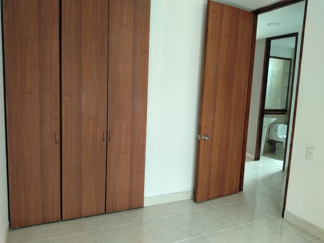 Apartamento de 3 alcobas en arriendo en El Poblado, Medellín, 95 m² · foto 16 de 18
