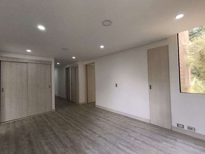 Apartamento de 3 alcobas en arriendo en El Poblado, Medellín, 170 m² · foto 18 de 20