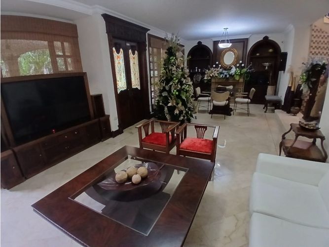 Casa de 6 alcobas en venta en El Campestre, Medellín, 646 m² · foto 13 de 20