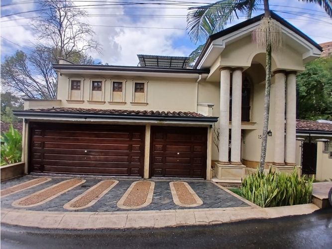 Casa de 6 alcobas en venta en El Campestre, Medellín, 646 m² · foto 18 de 20