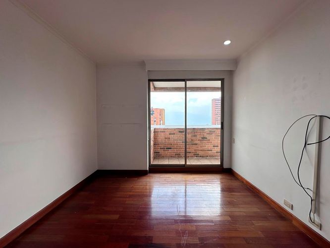 Apartamento de 3 alcobas en venta en El Poblado, Medellín, 316 m² · foto 14 de 17