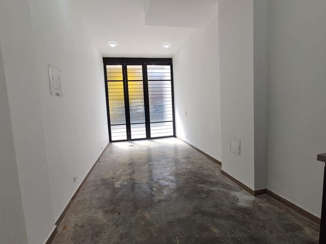 Local en arriendo en Sector Lago Uribe, Pereira, 20 m² · foto 3 de 8