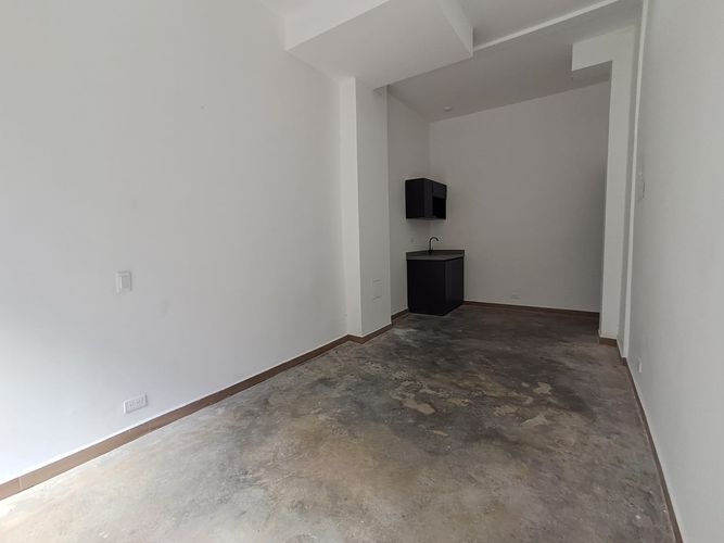 Local en arriendo en Sector Lago Uribe, Pereira, 20 m² · foto 6 de 8