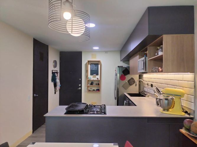Apartamento de 2 alcobas en venta en El Poblado, Medellín, 72 m² · foto 5 de 15