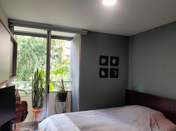 Apartamento de 2 alcobas en venta en El Poblado, Medellín, 72 m² · foto 11 de 15