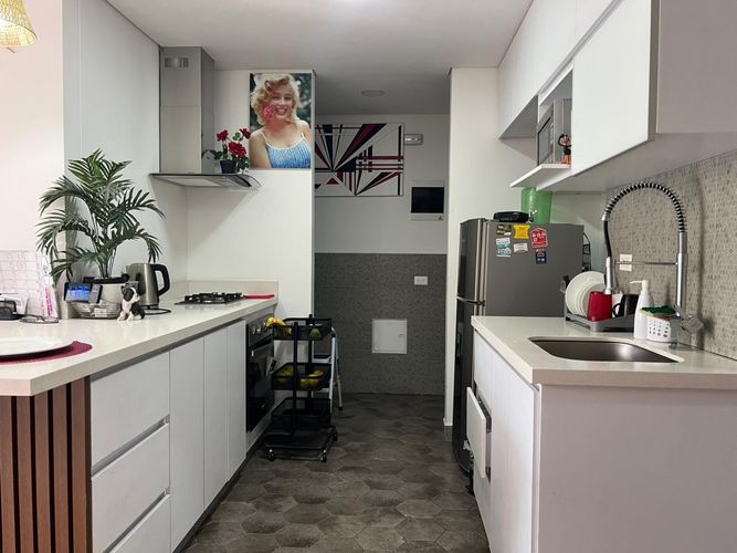 Apartamento de 2 alcobas en venta en El Poblado, Medellín, 60 m² · foto 5 de 14