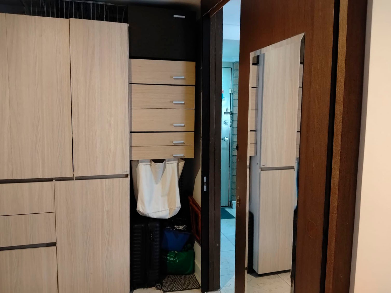 Apartamento en venta en El Poblado, Medellín · foto 3 de 19