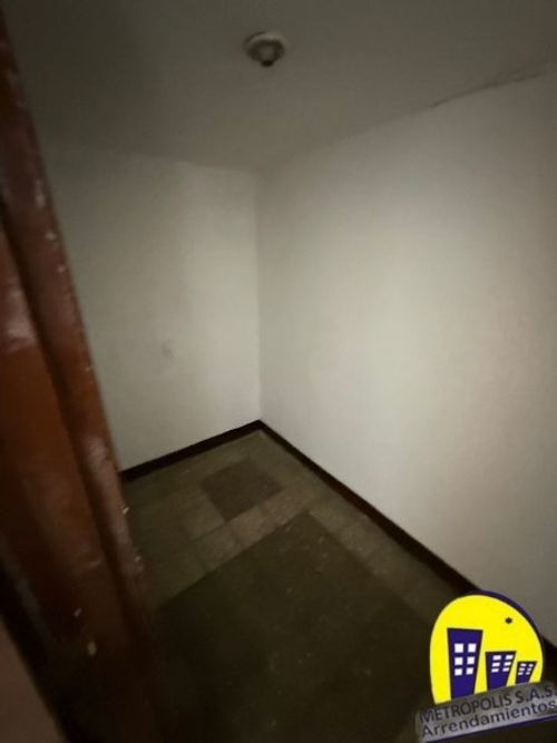 Casa de 2 alcobas en venta en Caicedo, Medellín, 55 m² · foto 6 de 12