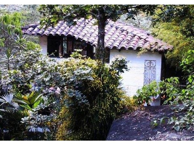 Casa de 6 alcobas en venta en La Buitrera, Cali, 281 m² · foto 11 de 24