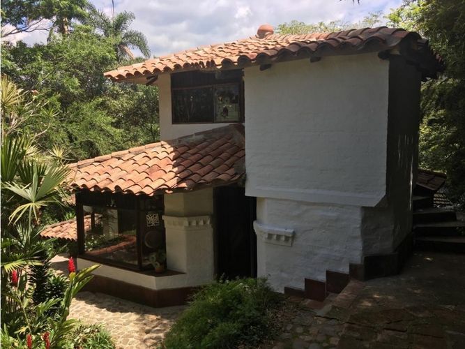 Casa de 6 alcobas en venta en La Buitrera, Cali, 281 m² · foto 13 de 24