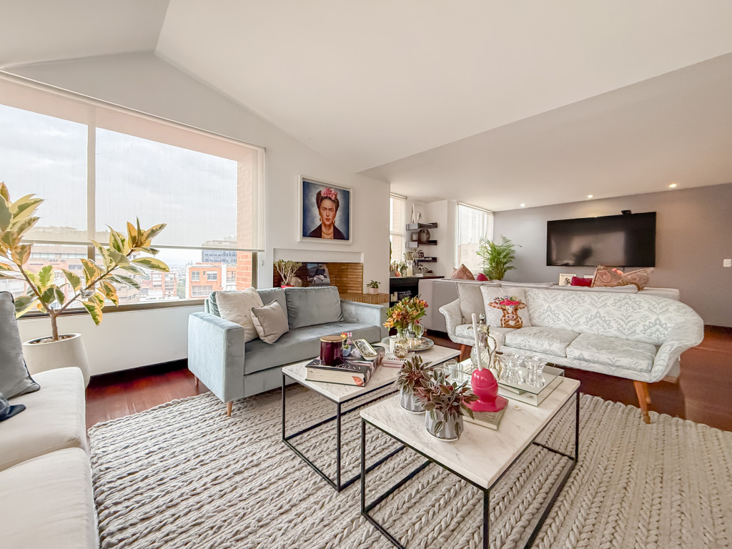 Apartamento en venta en Los Rosales, Bogotá · foto 2 de 21