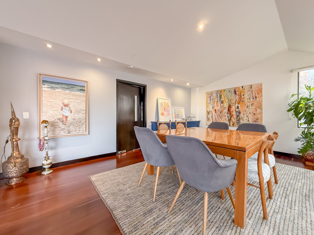 Apartamento en venta en Los Rosales, Bogotá · foto 7 de 21