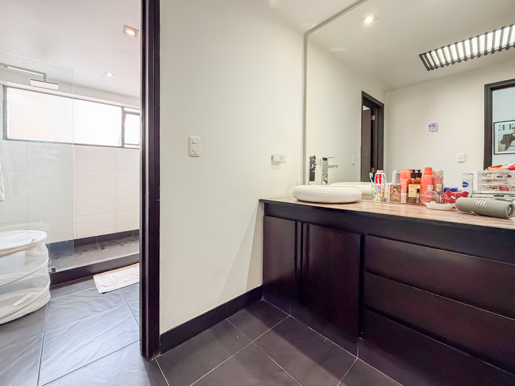 Apartamento en venta en Los Rosales, Bogotá · foto 16 de 21