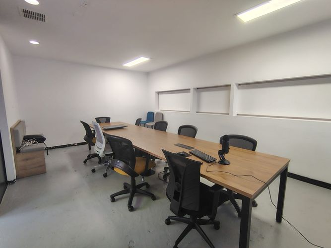 Oficina en arriendo en El Poblado, Medellín, 400 m² · foto 11 de 13