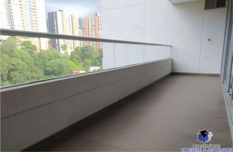 Apartamento de 3 alcobas en venta en Loma De Las Brujas, Envigado, 147 m² · foto 8 de 20