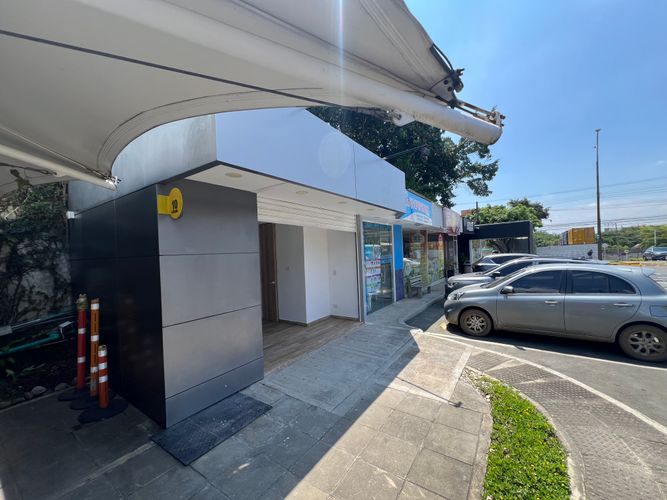 Local en arriendo en Pance, Cali, 15 m² · foto 7 de 10