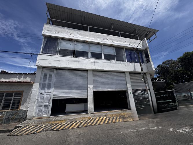 Casa de 8 alcobas en venta en Alfonso Lopez, Palmira, 520 m² · foto 4 de 24