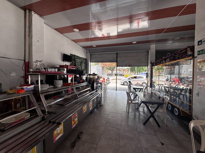 Casa de 8 alcobas en venta en Alfonso Lopez, Palmira, 520 m² · foto 8 de 24