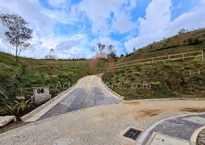 Lote en venta en Centro, Rionegro, 1600 m² · foto 3 de 12
