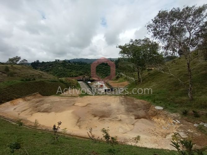 Lote en venta en Centro, Rionegro, 1600 m² · foto 10 de 12