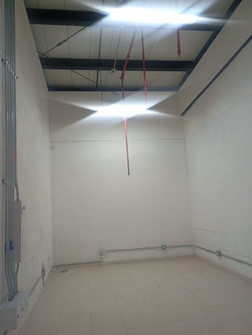 Local en arriendo en El Porvenir, Rionegro, 32 m² · foto 4 de 10